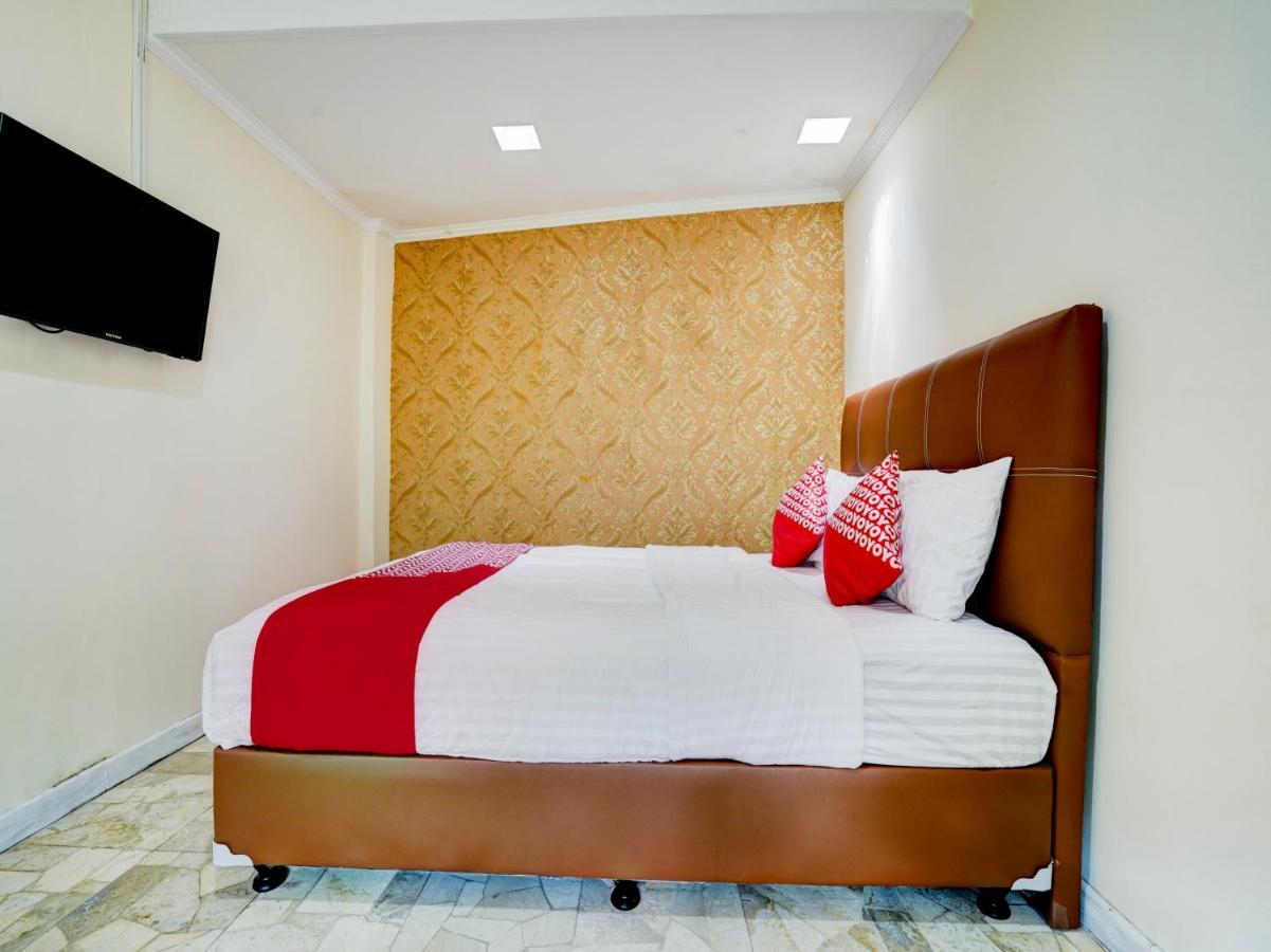 Oyo 90140 Nginep Yuuk Guest House Чиребон Екстер'єр фото
